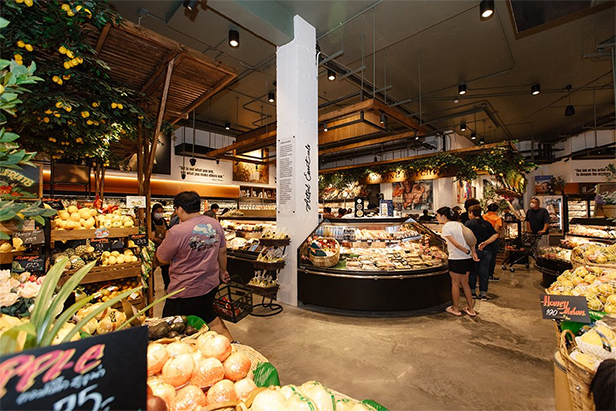 รุมกินโต๊ะ “ค้าปลีก-ค้าส่ง” ท้องถิ่น ท้าชน 7-11 มูลค่า 8 แสนล้าน