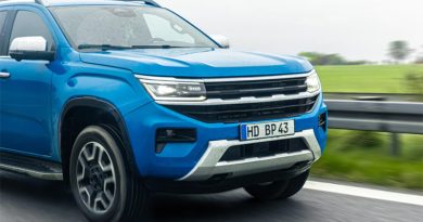 รถ Ford 4 ประตูมือสอง