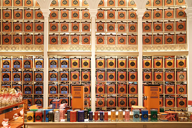 เกือบเจ๊ง! “Bacha Coffee”