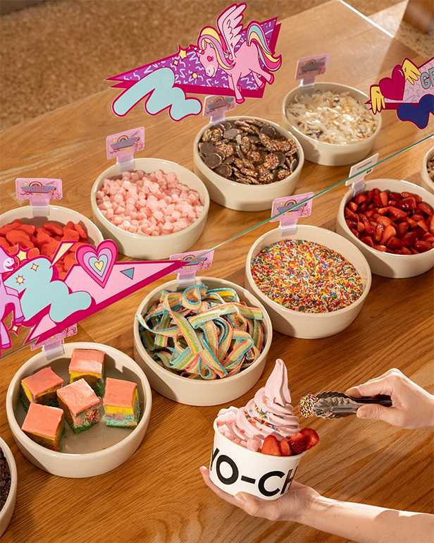 Yo-Chi Frozen Yogurt ร้านโยเกิร์ตขายประสบการณ์