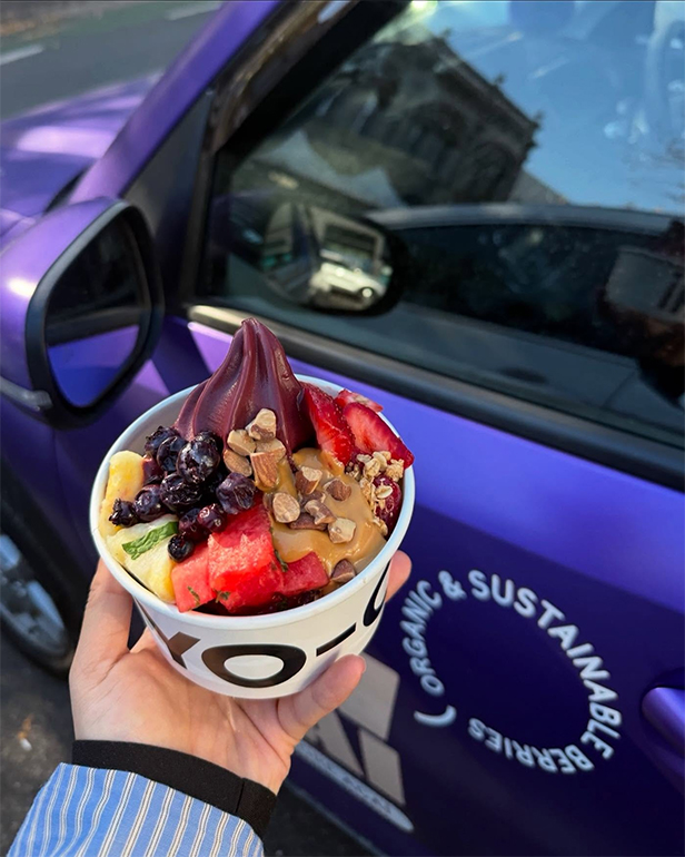 Yo-Chi Frozen Yogurt ร้านโยเกิร์ตขายประสบการณ์